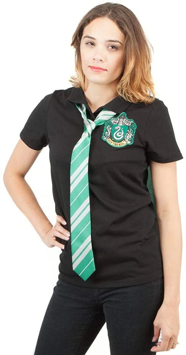 Polera Polo Dama con capa y corbata de Harry Potter Slytherin 