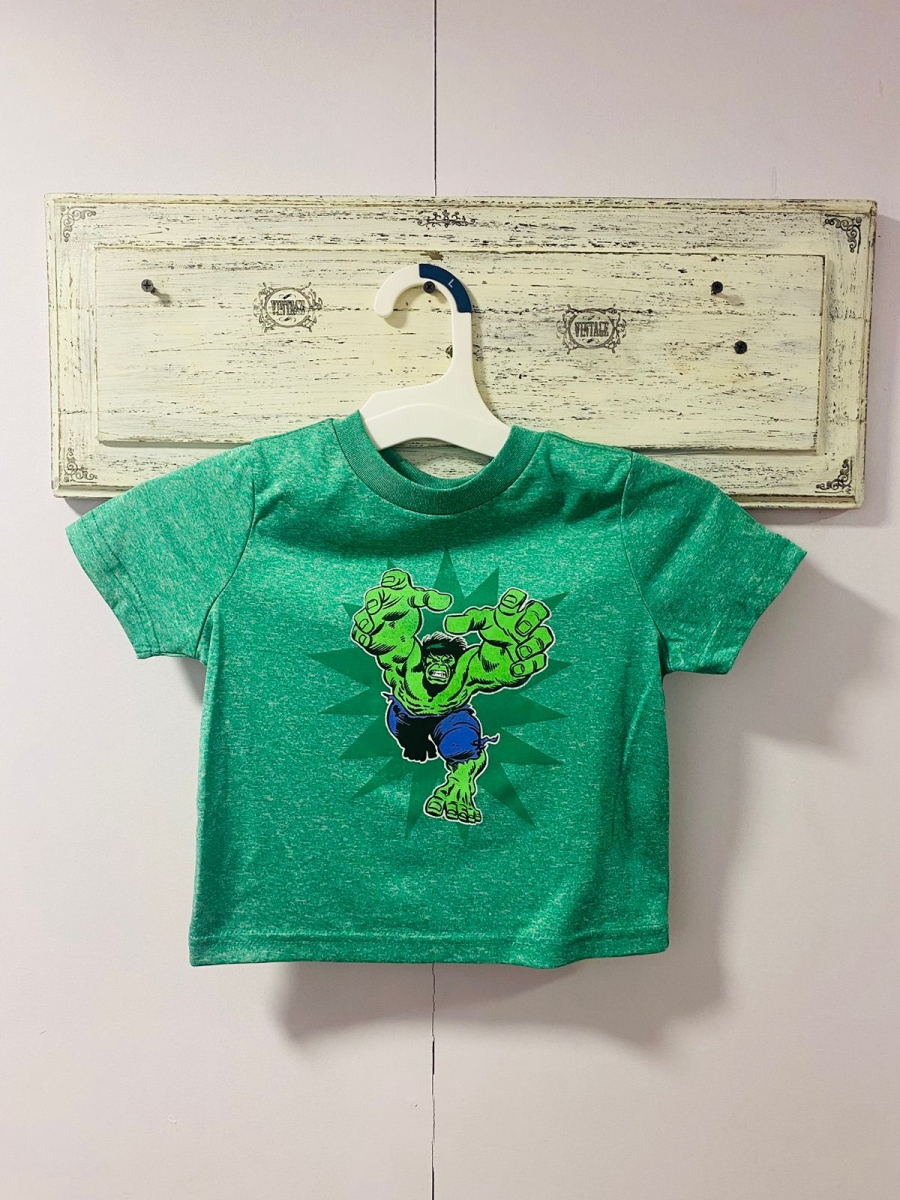 Polera Hulk para niño color verde 